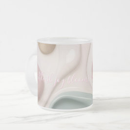 Frostad glas mugg i stilren grafik