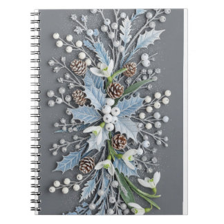 Frostad vinter snödroppsblomsterarrangemang anteckningsbok