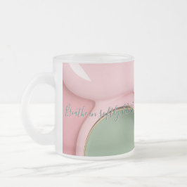 Frostat glas mugg i stilren grafik