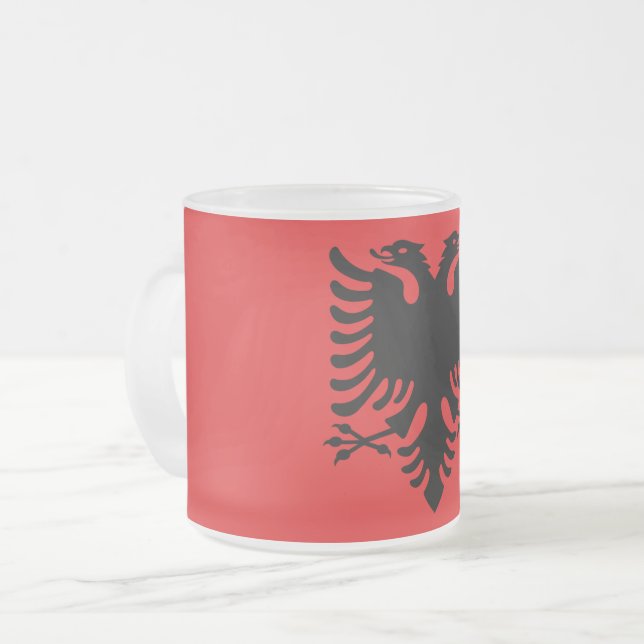 Frostat litet glas mugg-flagga i Albanien Frostad Glasmugg (Framsida vänster)