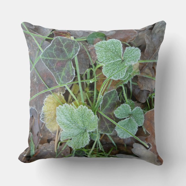 Frozen Leaves Pattern Throw Pillow Kudde (Framsida)