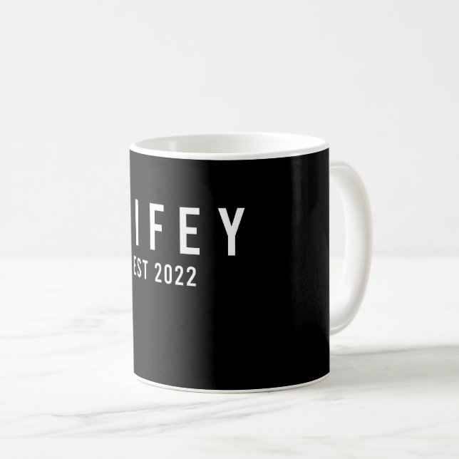Fru Est 2022 Brud Att Vara Sjungmöhipp Kaffemugg (Framsida höger)