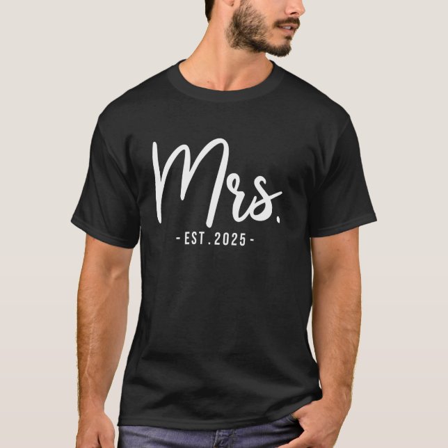Fru Fru Est 2025 Gift Bröllop Brud Parti Hemmagall T Shirt (Framsida)