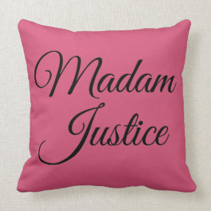Fru Justice Kudde