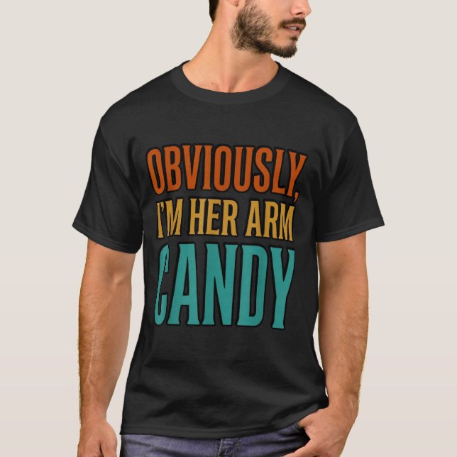 Fru make manlig flickväntspar jag är hennes armpry t shirt (Framsida)