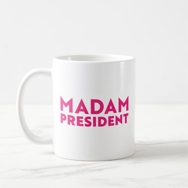 Fru talman! Dagens shock rosa-typografi Kaffemugg (Vänster)