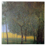 Fruit Träd, Gustav Klimt Kakelplatta<br><div class="desc">Gustav Klimt (14 juli, 1862 - 6 februari 1918) var en österrikisk symbolmålare och en av de mest framstående medlemmarna i Wien Secession-rörelsen. Klimt noteras för målningar, murar, skisser och andra föremål d'art. Förutom hans verk, som innefattar anklagelser och porträtt, målade han upp landskap. Klimt var bland konstnärer från Wienutträdet...</div>