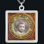 FRUKT AV FLORENTINA-RENAISSANCE,FOTOMMALLAT Ruby Silverpläterat Halsband<br><div class="desc">Elegant, klassisk, vibrerande Renaissance bra konst, mästerverk från Bottega della Robbia ( Florens - Italien ) på ljusbrun, gult, grönt, blått, färg.</div>