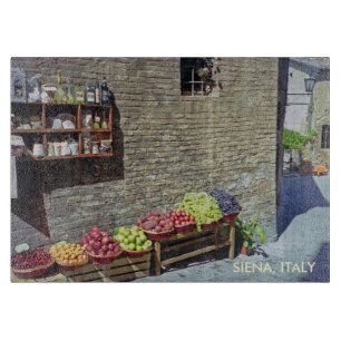 Frukt marknadsför i pittoreska Siena, italien,
