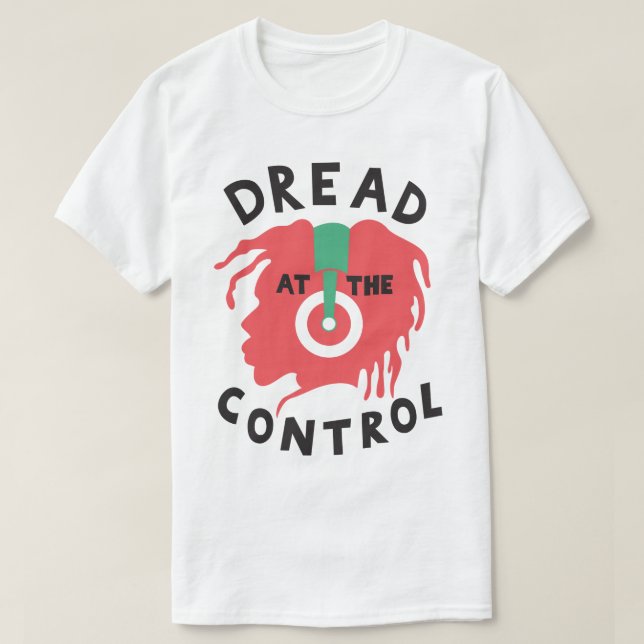 Fruktan på den Rasta DJ för kontrolleraReggaedub T-shirt (Design framsida)