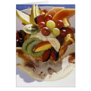 Fruktsallad med glass. hälsningskort