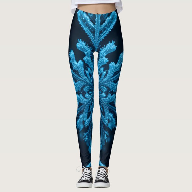 Fryst elegans: Intricate Blue Snowflake Design Leggings (Framsida)