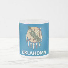Fryst litet glas mugg med flagga Oklahoma, USA