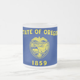 Fryst litet glas mugg med flagga Oregon, USA