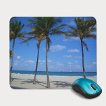 Ft Lauderdale Beach Florida Handflatan Träd och Oc Musmatta<br><div class="desc">Ft Lauderdale, Florida har 23 miles kyssade stränder i sol - en underbar ställe för att värma upp dina tår med sitt torkande handflatan träd och sin söta sand! Den strandtemade musslan är perfekt för dem som ger tropiska gåvor från kärlek eller hemdekanter från stil. Du har möjlighet att anpassa...</div>