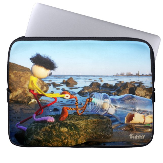 Fubby met flessenpost aan de kust. laptop fodral (Framsidan)