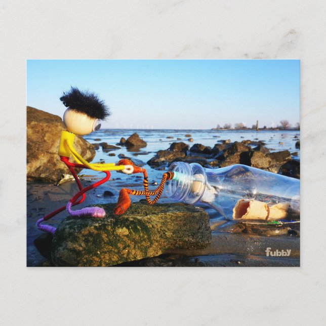 Fubby met flessenpost aan de kust. vykort (Framsida)