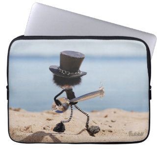 Fubby rock gitarist met hoed op het strand. laptop fodral