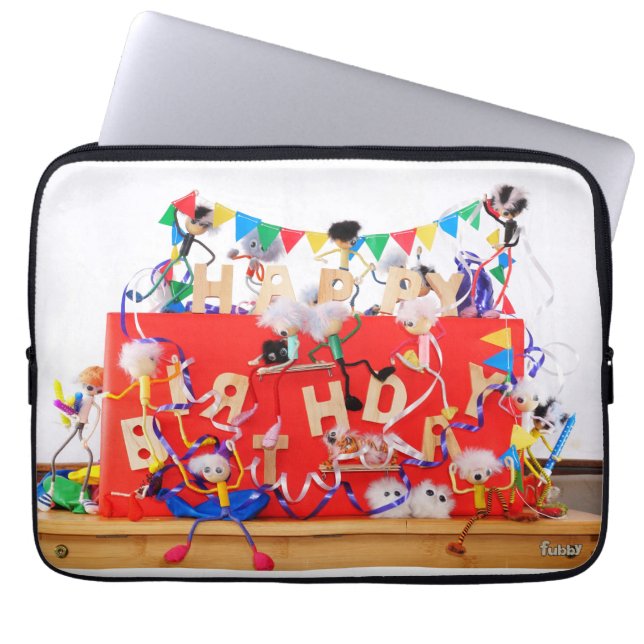 Fubby's die feest vieren voor verjaardag. laptop fodral (Framsidan)