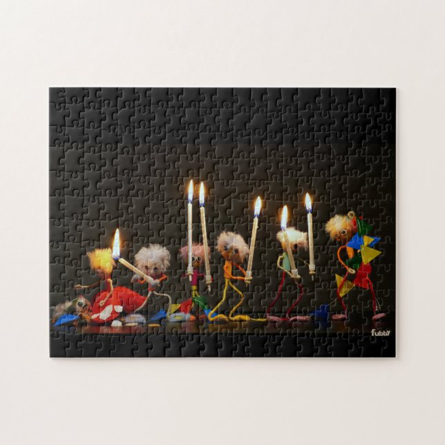 Fubby's die feestelijk met kaarsjes lopen, grappig pussel (Horisontell)