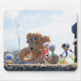 Fubby's die madeliefjes naar een Beer brengen. Musmatta