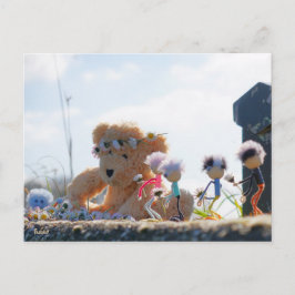 Fubby's die madeliefjes naar een Beer brengen. Vykort