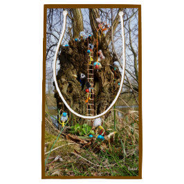 Fubby's die Paas eieren verzamelen.