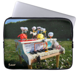 Fubby's op piano die muziek maken en dansen. laptop fodral