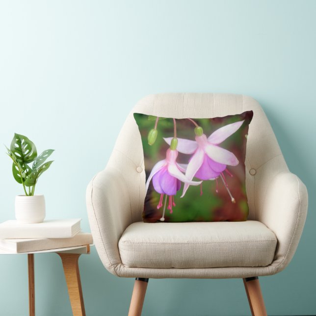 Fuchsia Flowers Kudde (Stol)