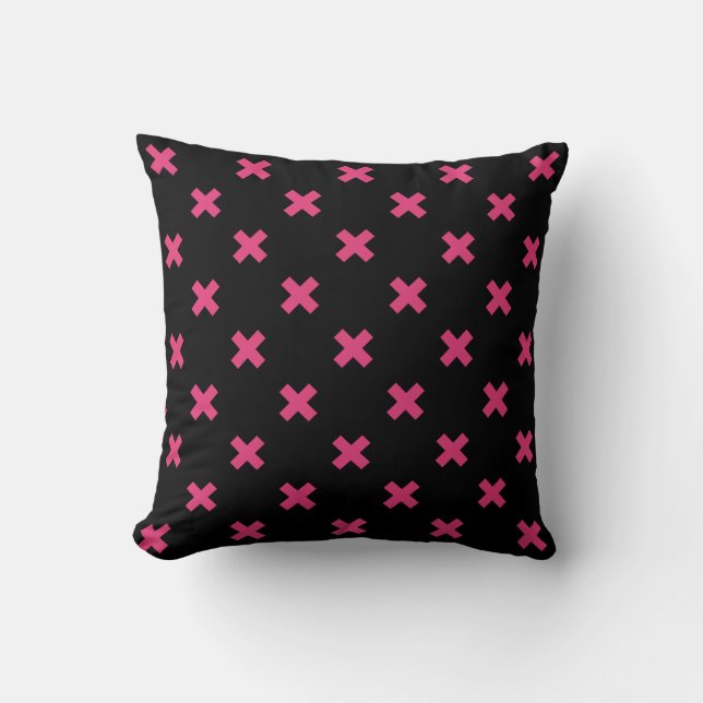 Fuchsia kor stygn på svart kudde (Framsida)