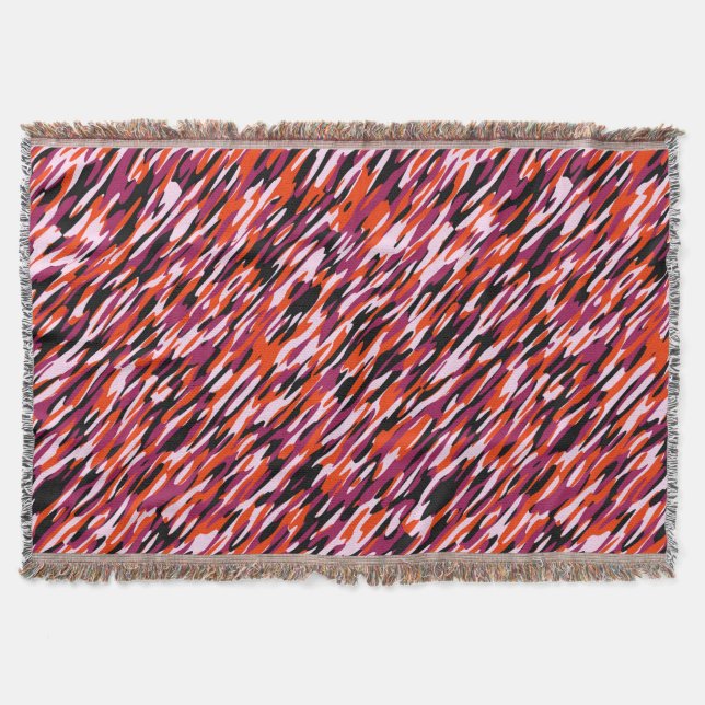 Fuchsia pink, orange, black and white camo  filt (Framsidan)