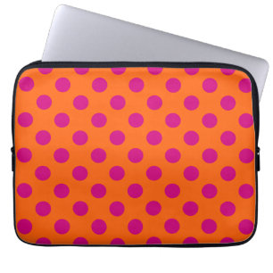 Fuchsia polka dots på orange laptop sleeve