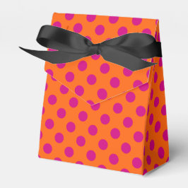 Fuchsia polka dots på orange presentaskar