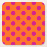 Fuchsia polka dots på orange underlägg papper kvadrat<br><div class="desc">Fuchsia polka dots på orange</div>
