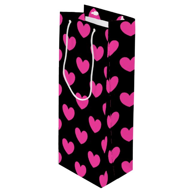 Fuchsia rosa polka-hjärtan på svart (Framsidan Vinklad)
