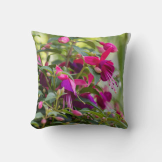 Fuchsia Trädgård Kudde
