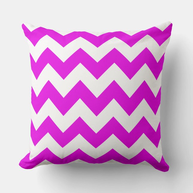 Fuchsia Zig Zag Stripe Pillow Kudde (Framsida)