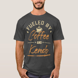 Fueled av Coffee och Kendo Kenjusu Kata Katana Sam T Shirt