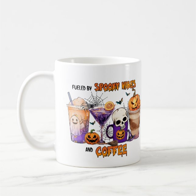 Fueled av Spooky Vibes Coffee Drinks Halloween Rol Kaffemugg (Vänster)