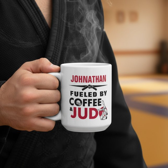 Fueled by Coffee & Judo Funny Cool Kaffemugg (Skapare uppladdad)