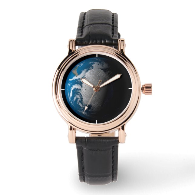 Ful Earth som visar simulerade moln över Antarctic Armbandsur (Framsida)