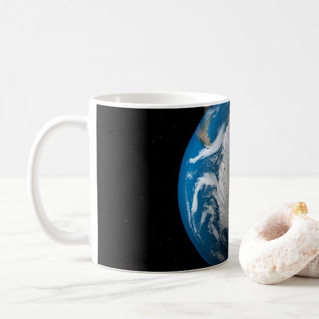 Ful Earth som visar simulerade moln över Antarctic Kaffemugg (Med munk)