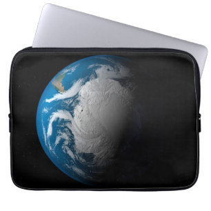Ful Earth som visar simulerade moln över Antarctic Laptop Fodral