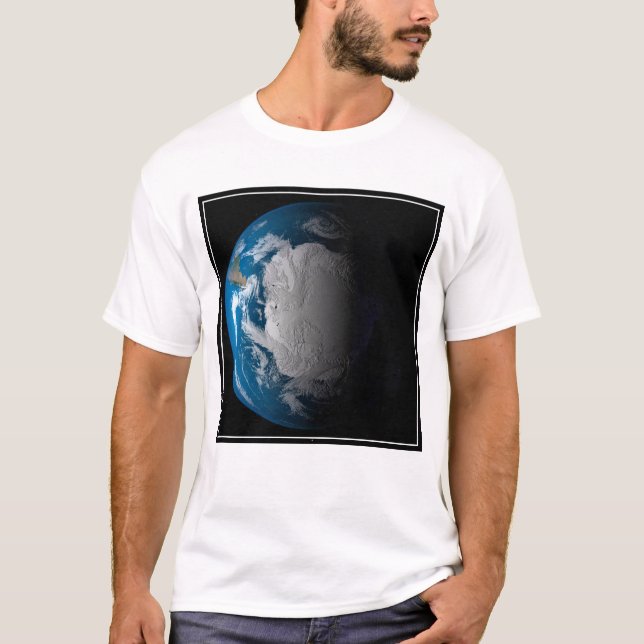 Ful Earth som visar simulerade moln över Antarctic T Shirt (Framsida)