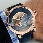 Full Moon Fantasy liggande Varg Watch Armbandsur<br><div class="desc">Manar bevakar ett målat magiskt fantasi-landskap med fullt måne och varg.</div>
