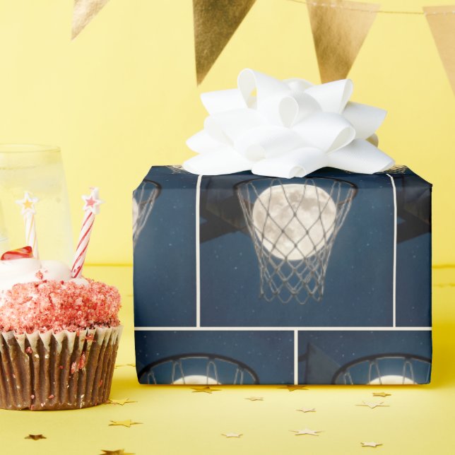 Full Moon In a Basketball Net Presentpapper (Födelsedagsfest)