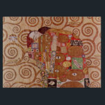 Fullgörande av Gustav Klimt, Vintage Art nouveau<br><div class="desc">Fulfillment,  The Embrace (1909) av Gustav Klimt är en vintage Victorian ERA Symbolism bra art kärlek och romantik porträtt som har ett ungt par kramar på sig att kyssa.
Om konstnären:
Gustav Klimt (1862-1918) var en österrikisk symbolmålare och en av de mest framträdande medlemmarna i rörelsen Wien Art nouveau.</div>