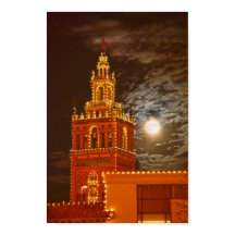 Fullmåne och Giralda-tornet, Kansas City, Missouri
