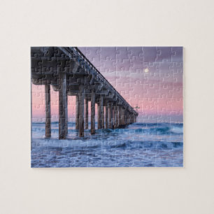 Fullmåne över Scripps Pier Pussel