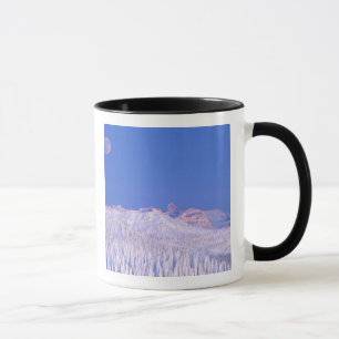 Fullmåne stiger över Glacier National Park Mugg